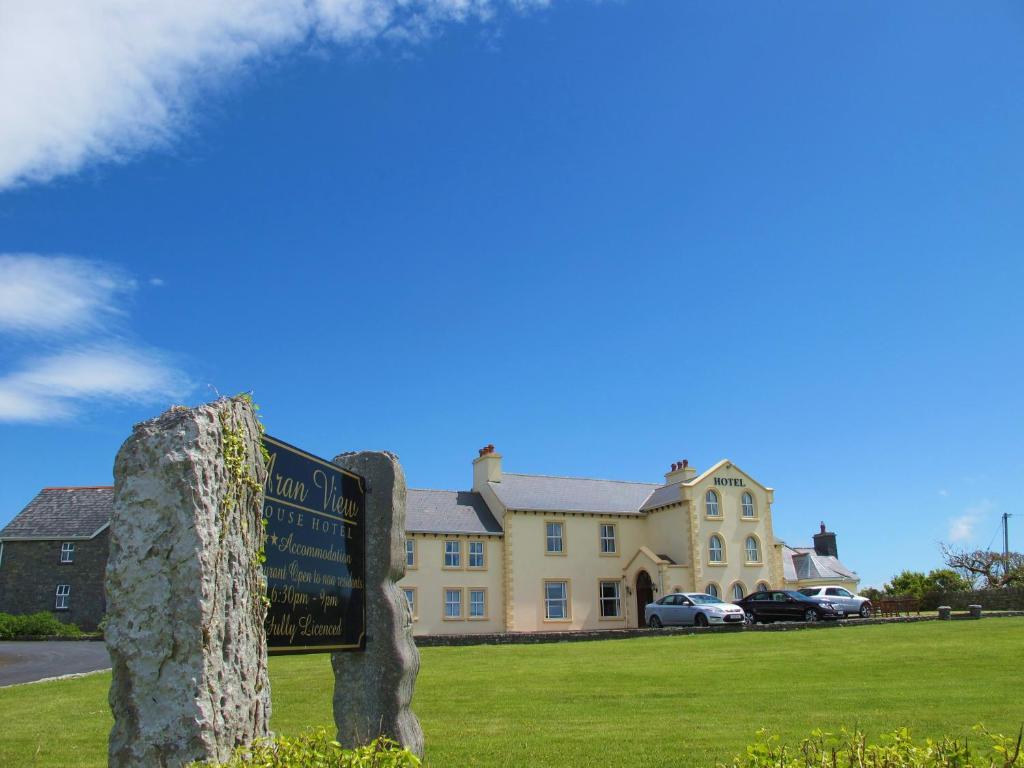 Aran View Country House And Lodge Doolin Eksteriør billede