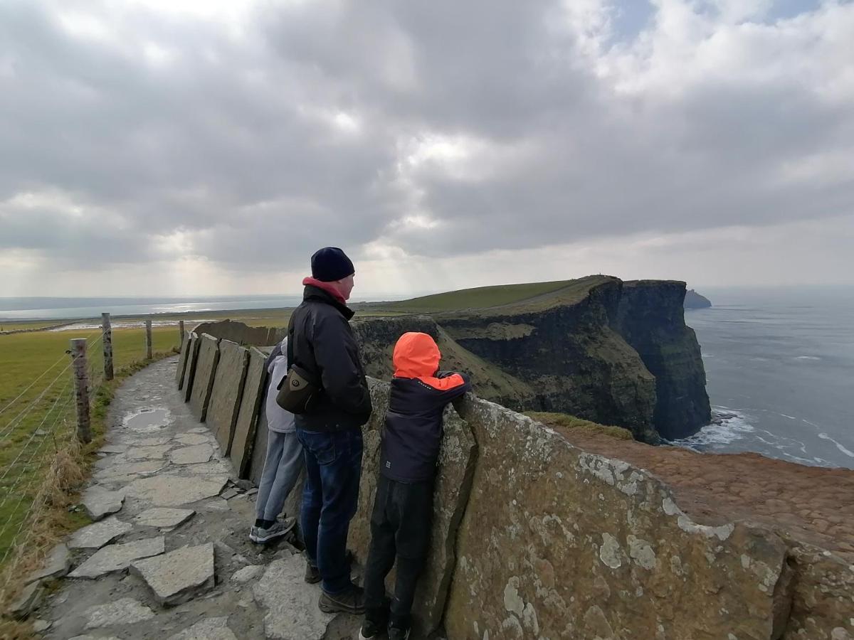 Aran View Country House And Lodge Doolin Eksteriør billede
